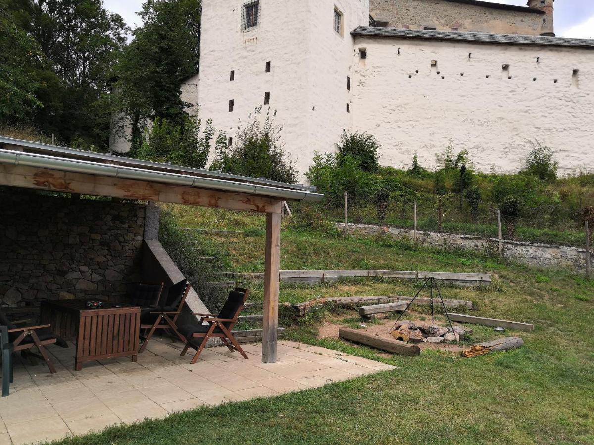 Hostel Skautsky Dom Banská Štiavnica Buitenkant foto