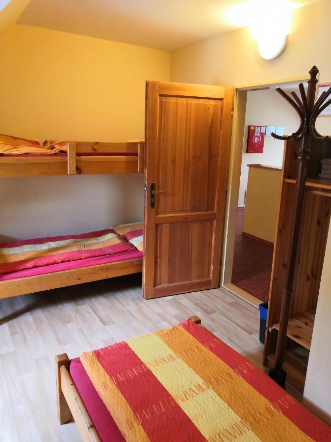 Hostel Skautsky Dom Banská Štiavnica Buitenkant foto