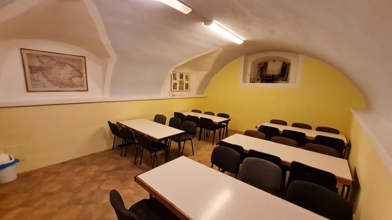Hostel Skautsky Dom Banská Štiavnica Buitenkant foto